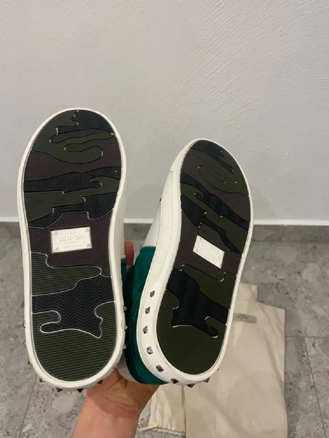 Valentino Flycrew - 3