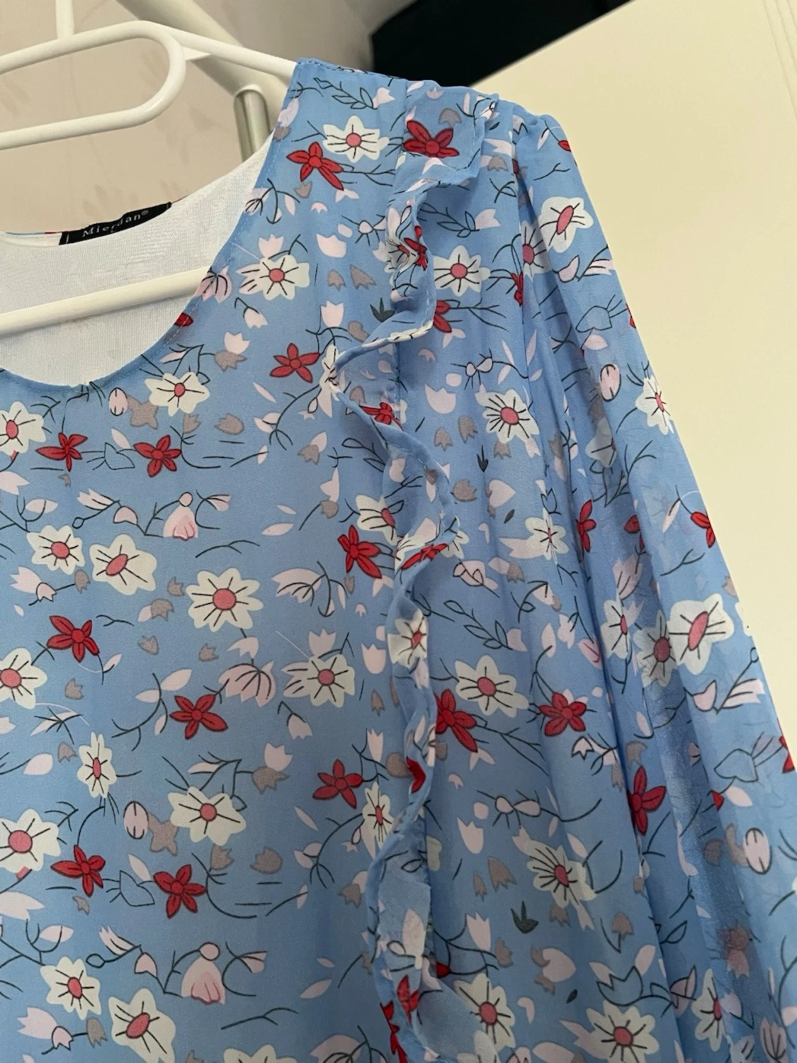 Blommig blå långklänning - 2