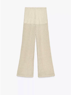 Zara byxor  - Ny med prislapp, aldrig använda. Nypris 379kr. Passar xs/s