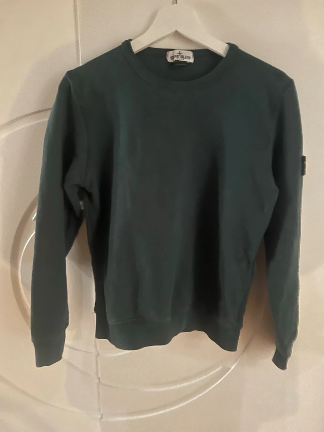 Mörkgrön Stone Island sweatshirt - 1