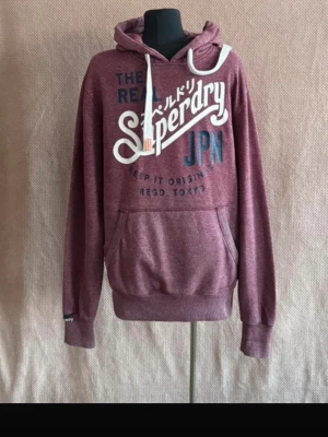 Superdry hoodie - Vintage säljs ej längre inga defekter inget att klag på! Skriv till mig vid eventuella frågor!