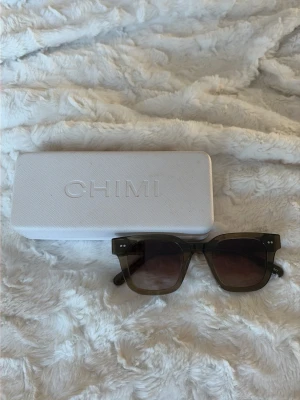 Gröna Chimis i modellen 04 - Säljer mina snygga mörkgröna chimis i modellen 04 då jag inte känner att modellen passar mig💞