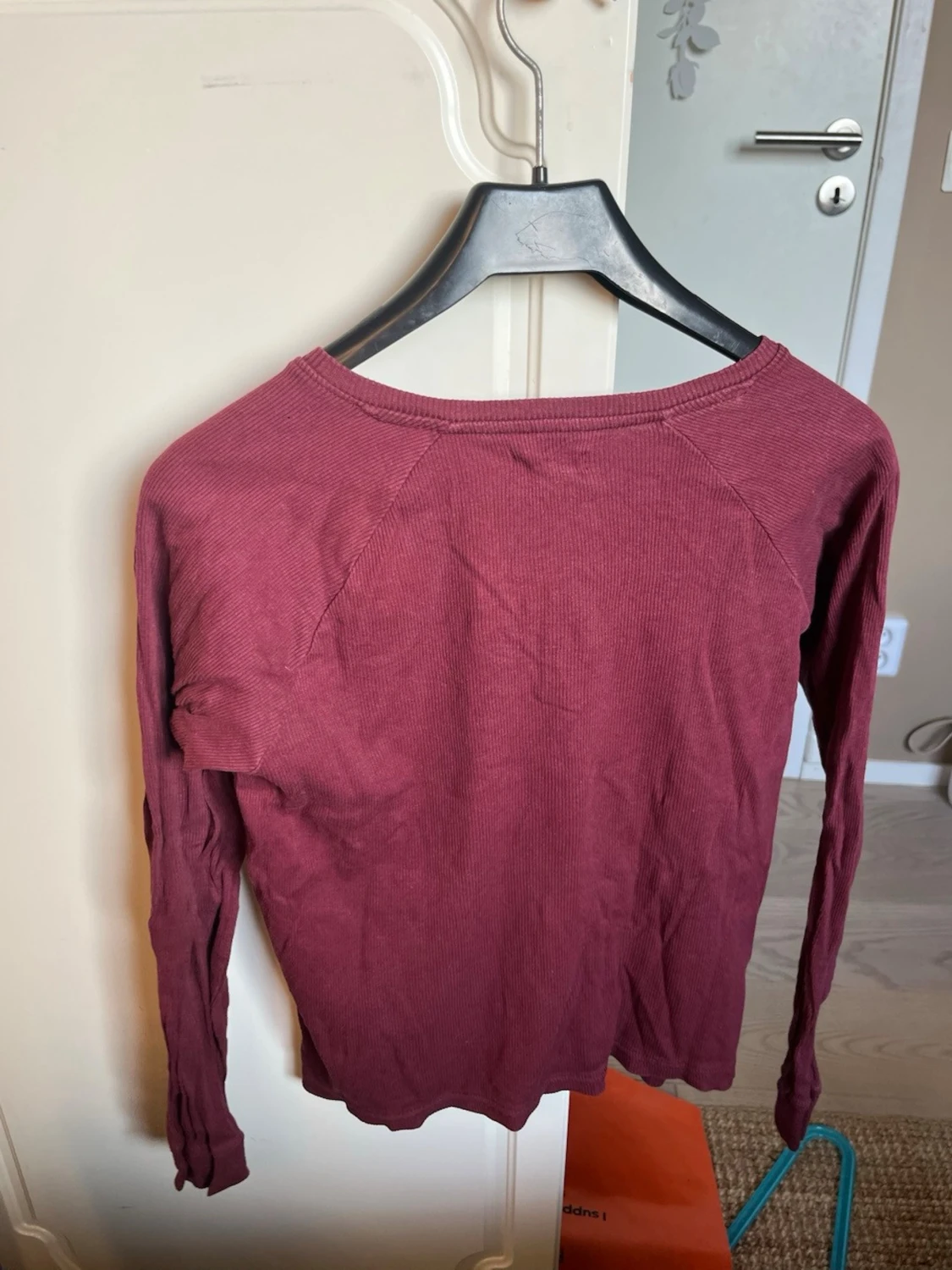 Vinröd ribbad långärmad tröja - 1