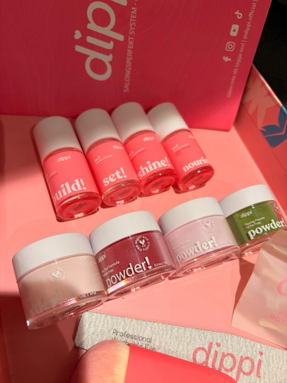 Dippi nagellack och dip powder kit