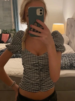 Rutig topp - Söt rutig topp i superfint skick!💛