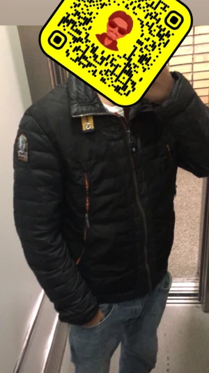 Beautiful parajampers jacket  -  Perfect for 13 -14 years old good condition 