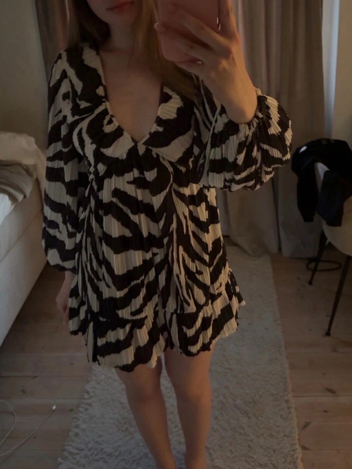Zebramönstrad klänning hm 