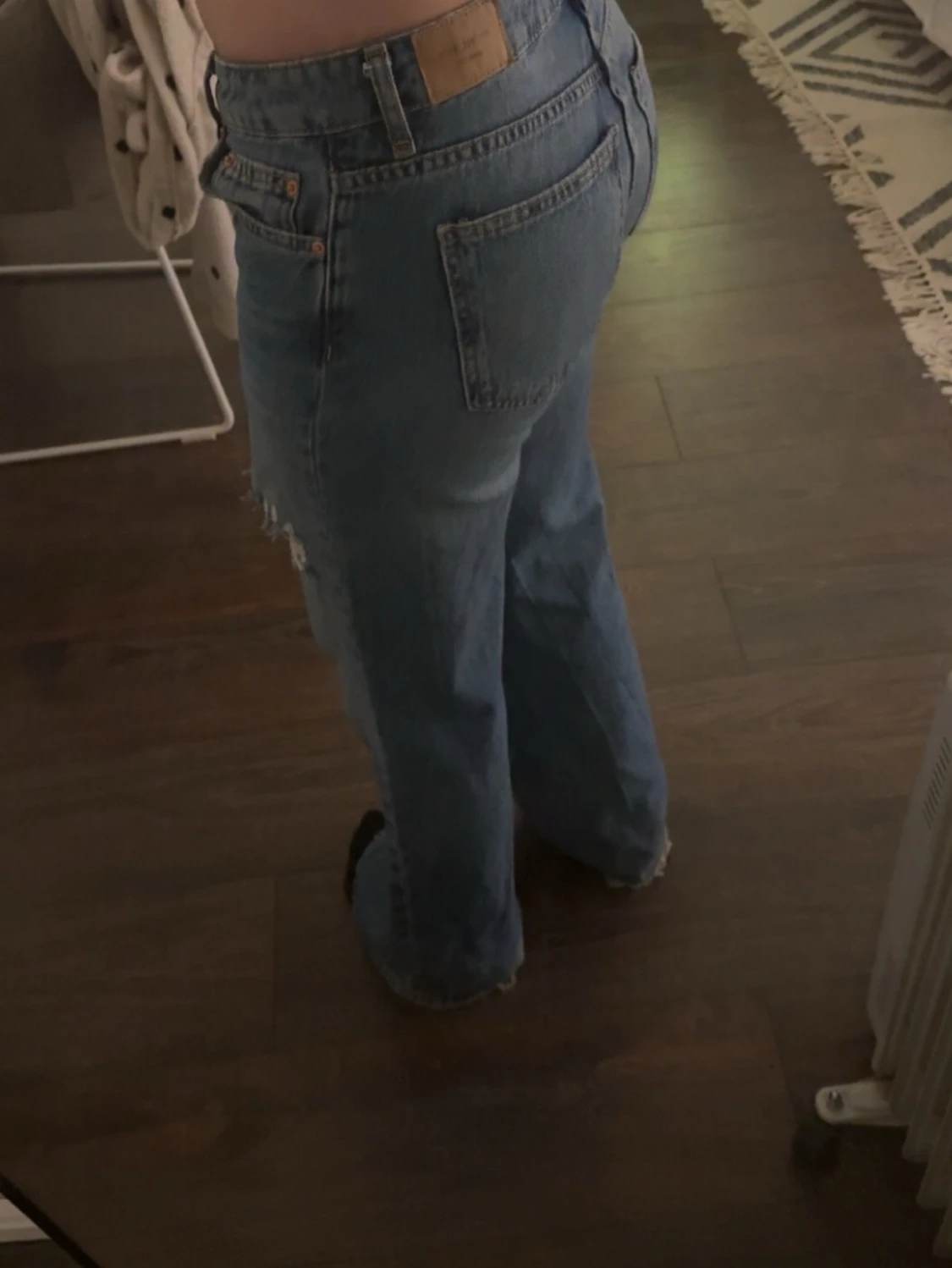 Baggy jeans med hål - 1