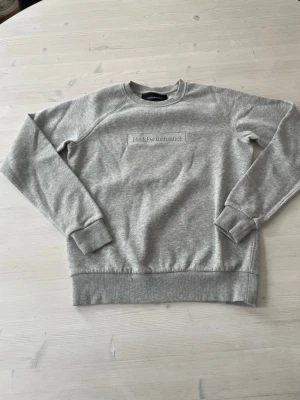 Peak Performance Tröja (helt ny) - Helt ny. Storlek xs