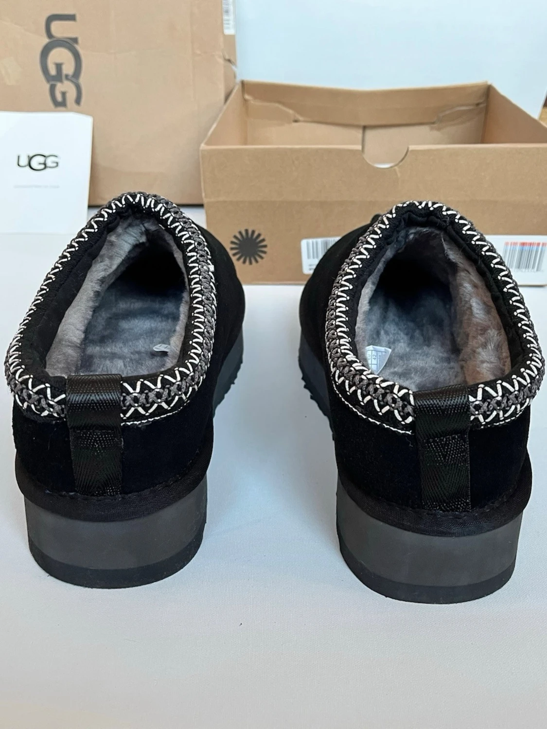 Svarta UGG tofflor med platåsula - 4