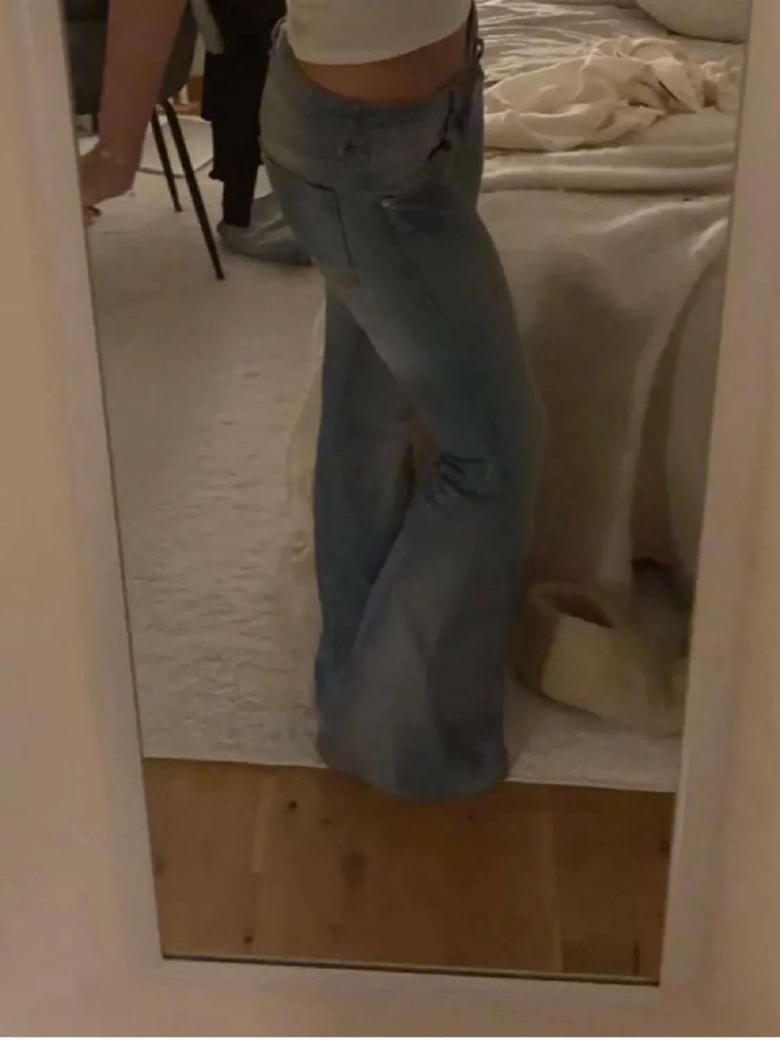Ljusblåa lowwaist jeans  - 1