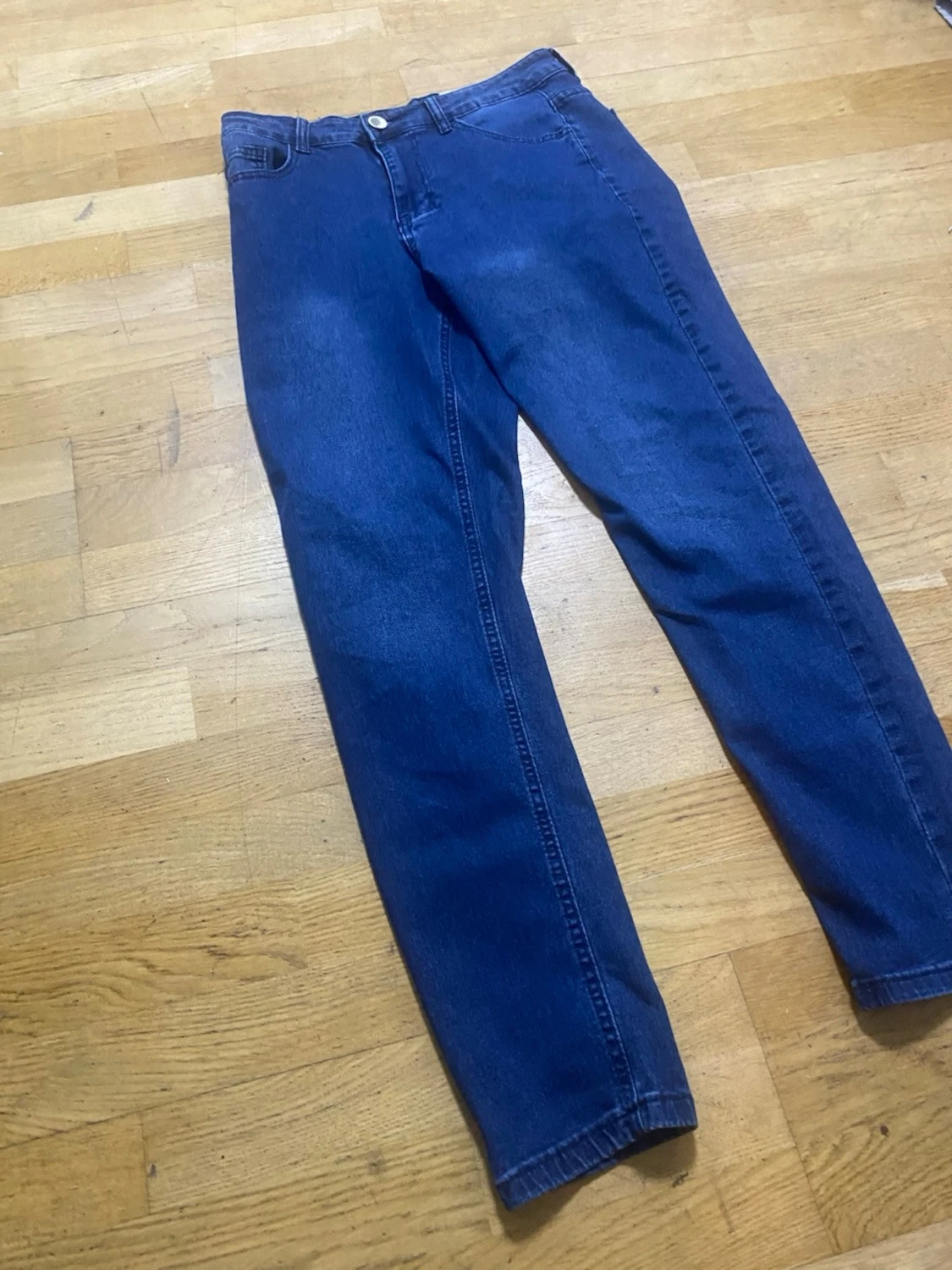 Blå raka jeans med klassisk passform - 1