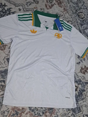 Ac roma 2025/26 tredjeställ - Ac roma 2025/26 tredje ställ size L