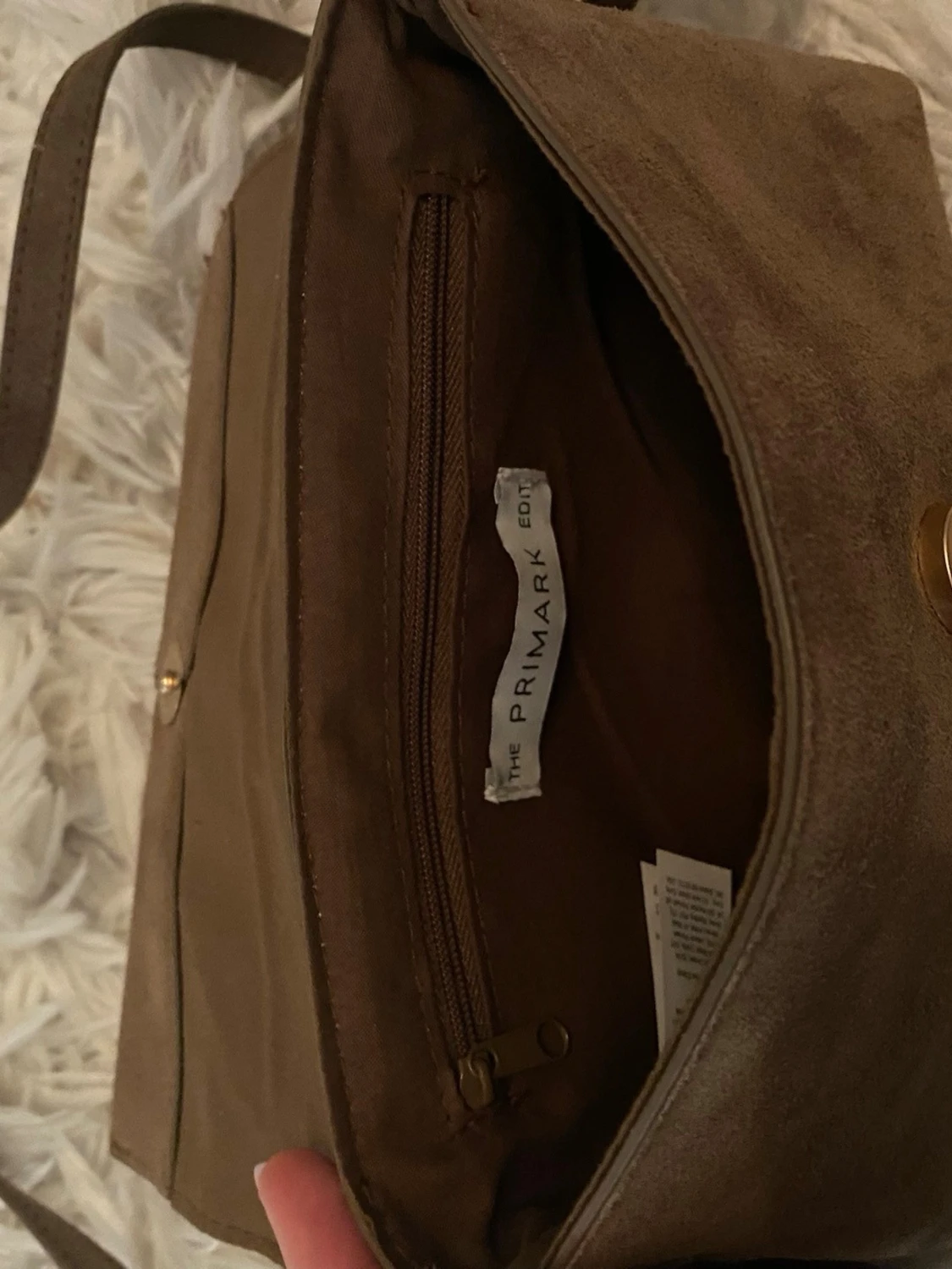 Brun axelväska i mocka - 5