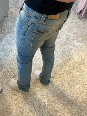 Nudie Jeans Grim Tim  - Nudie Jeans | skick 9/10 | Storlek 31/32 | Pris - 599kr | Modellen är ca 179cm lång | Hör av dig vid minsta fråga eller fundering!!