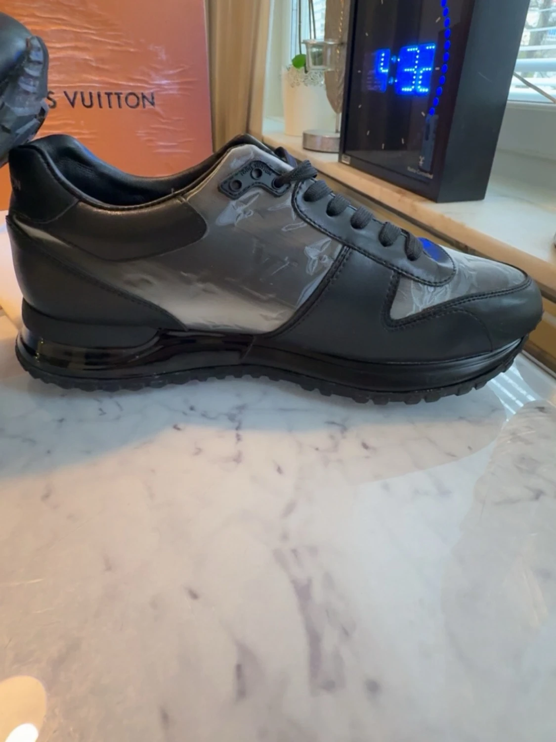 Louis Vuitton svarta sneakers - 3