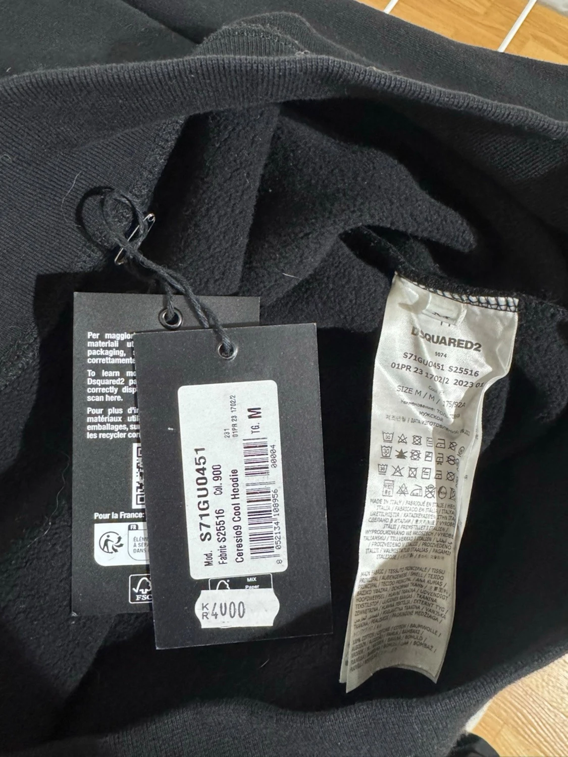 Svart hoodie från Dsquared2 - 4