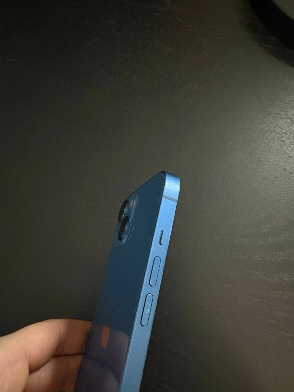 iPhone 13  - 3