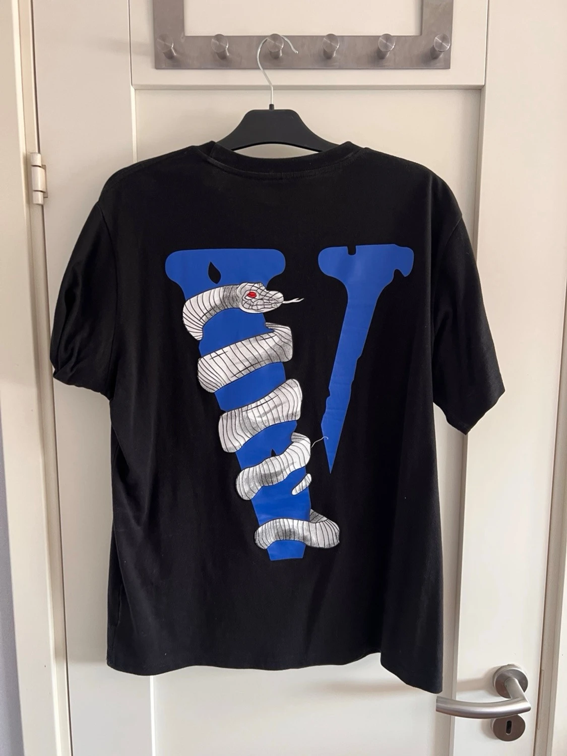Svart VLONE t-shirt med tryck - 1
