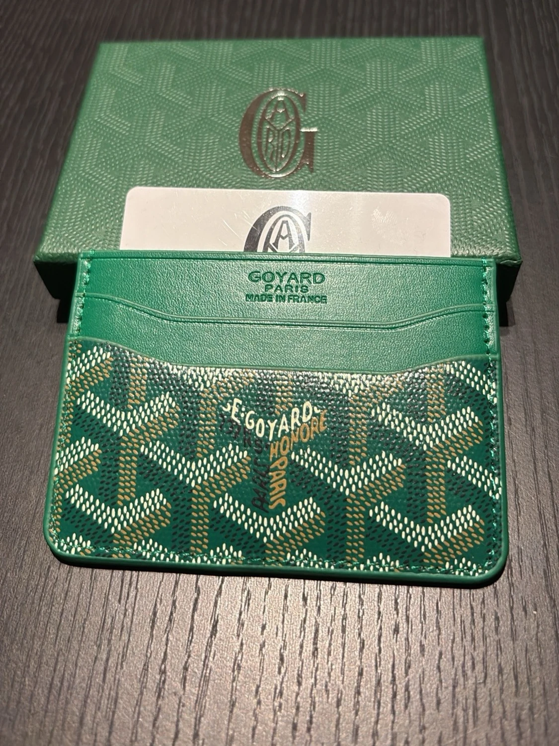 Grön korthållare