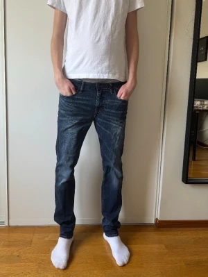 American eagel jeans - Säljer blå jeans ifrån american eagel dom är i w 31 och längd 32