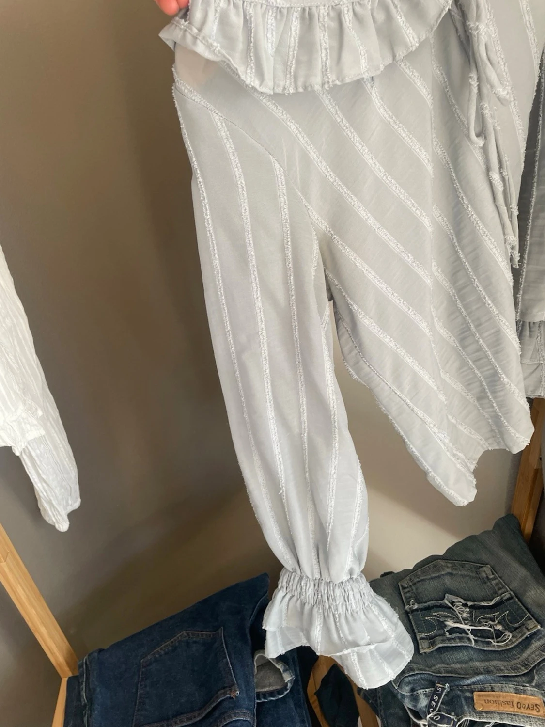 Ljusblå volangblus - 3