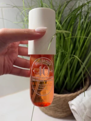 Sol de Janeiro 71! Ej 40 - Detta är 71, inte 40. Flaskan för 71 gick sönder! Ca hälften av 90 kvar!! 