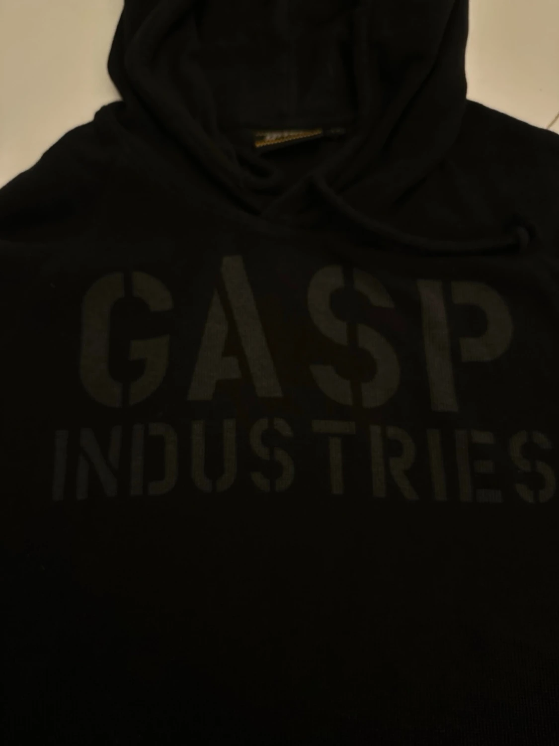 Svart ärmlös hoodie från GASP - 2