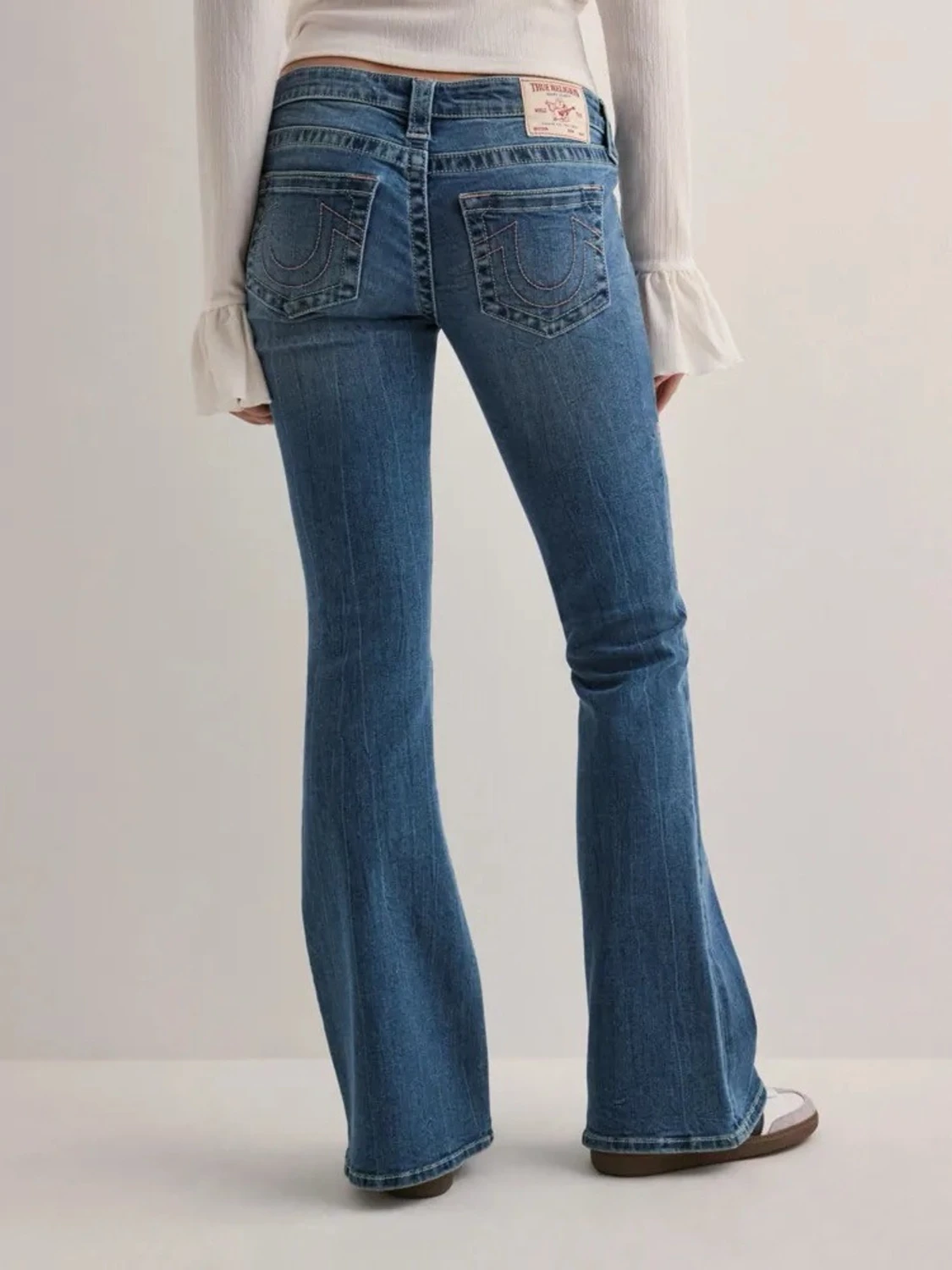 Blå bootcut jeans från True Religion