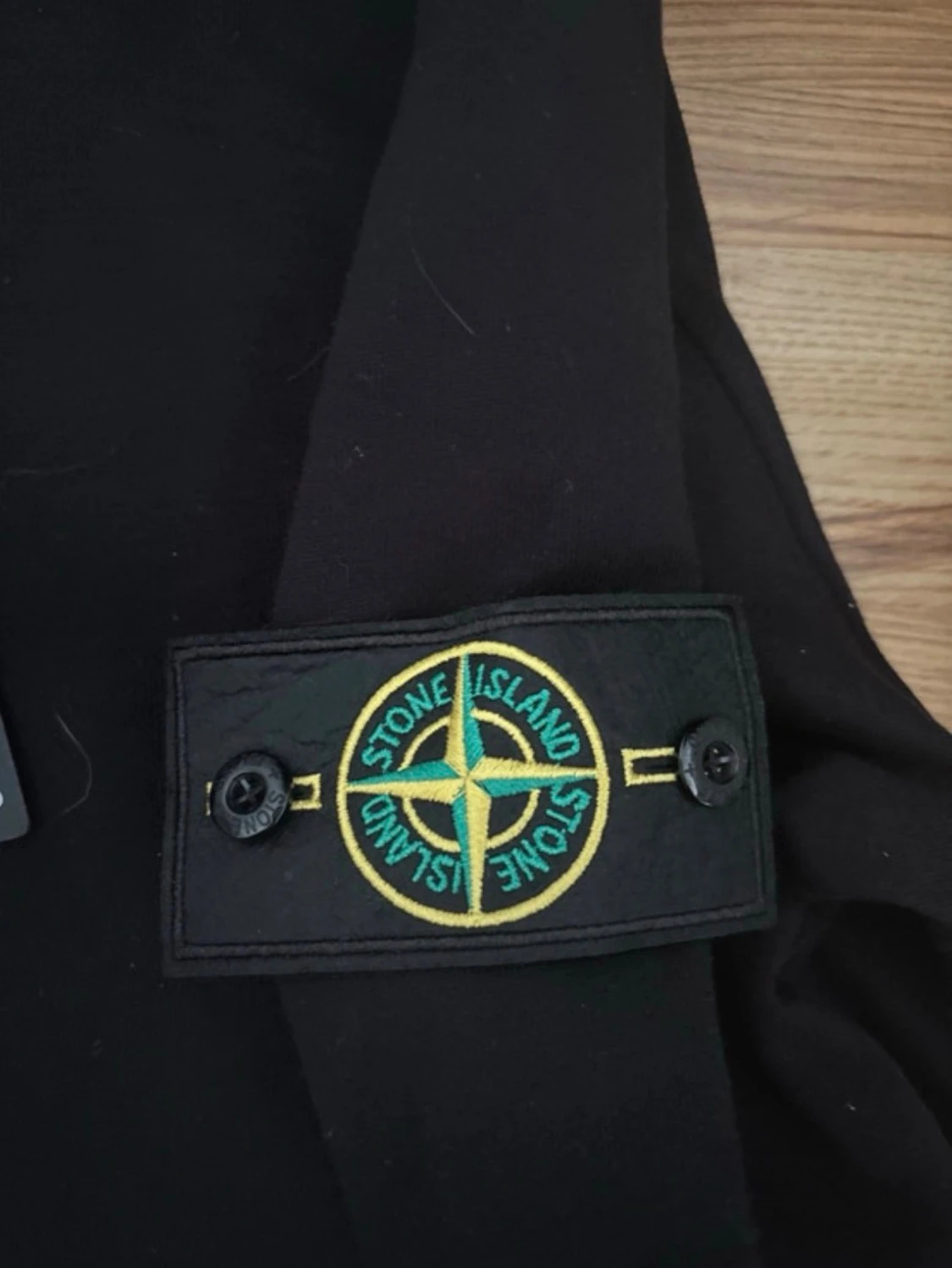 Svart sweatshirt från Stone Island - 2