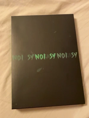 Stray kids no easy - Inga inclusions