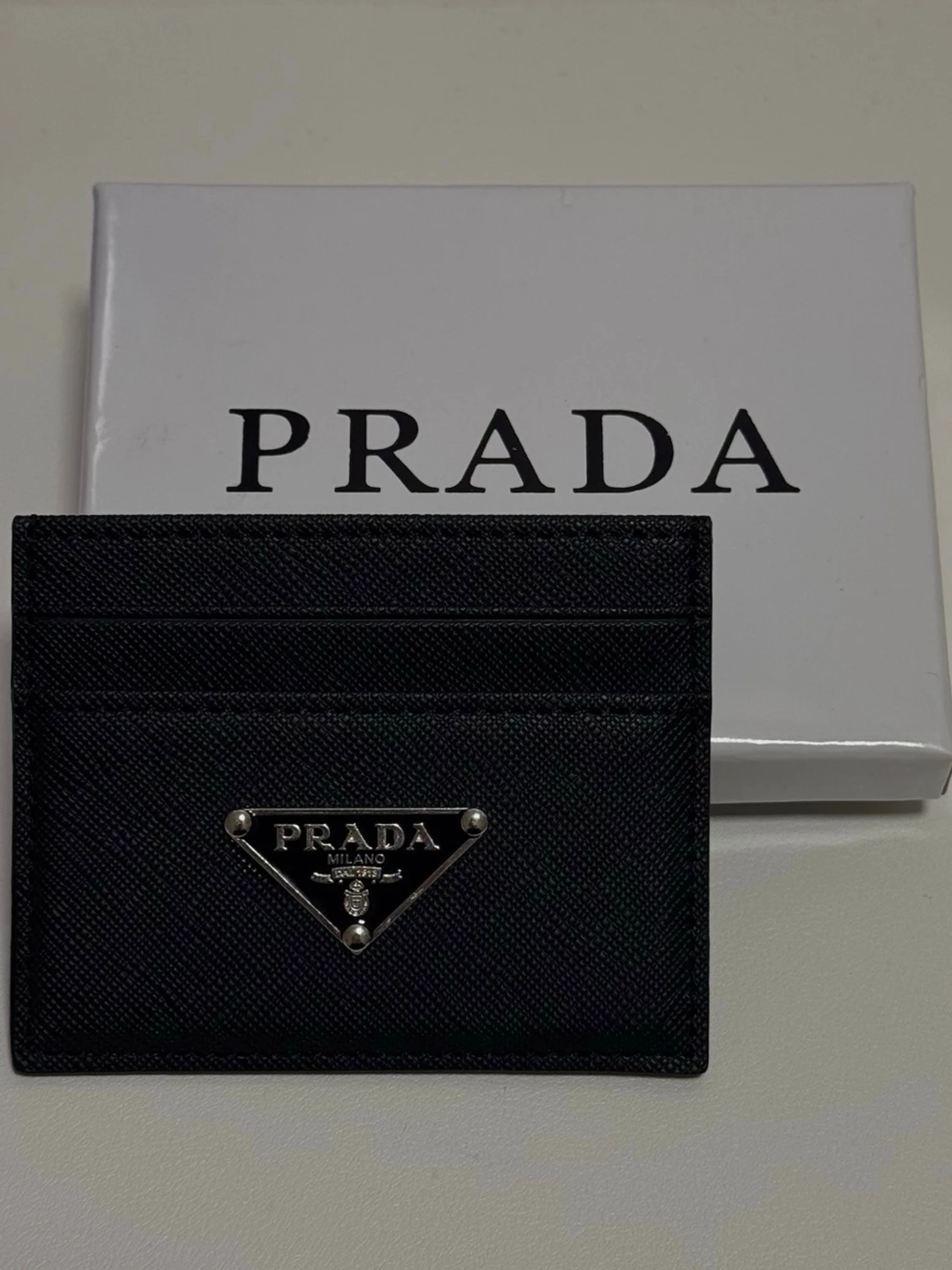 Svart kortfodral från Prada - 1