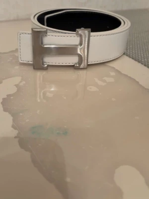 Bälte - Dm vid intresse