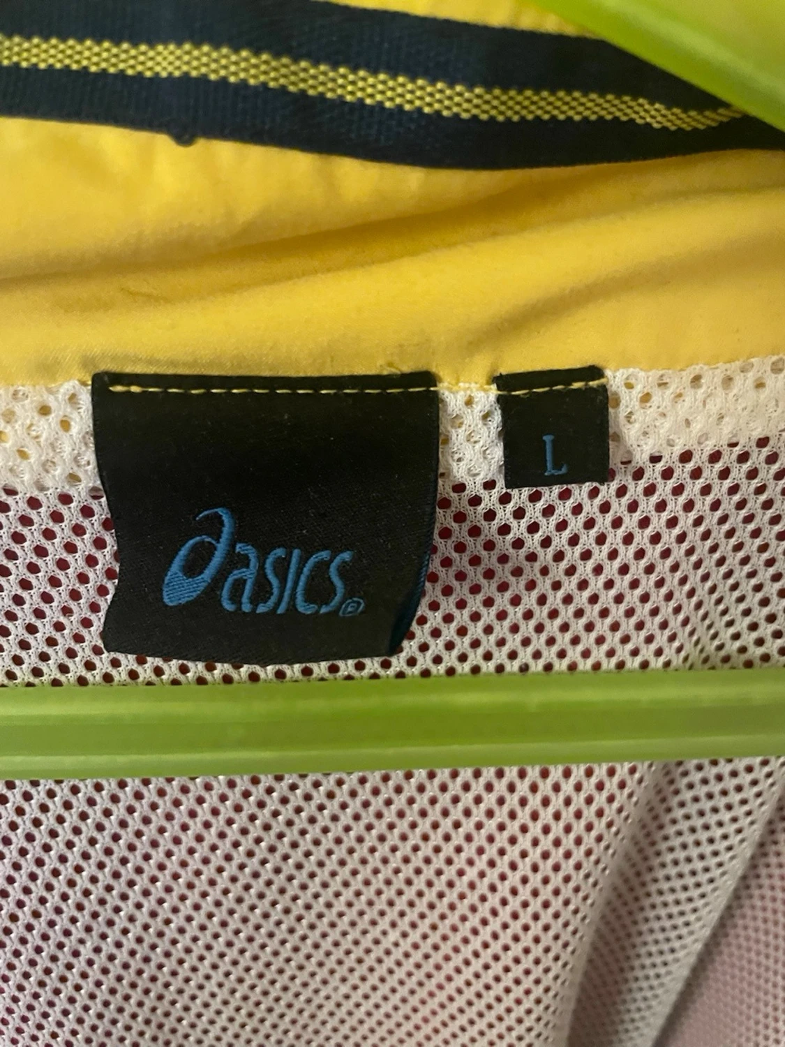 Röd och gul vindjacka från Asics - 6