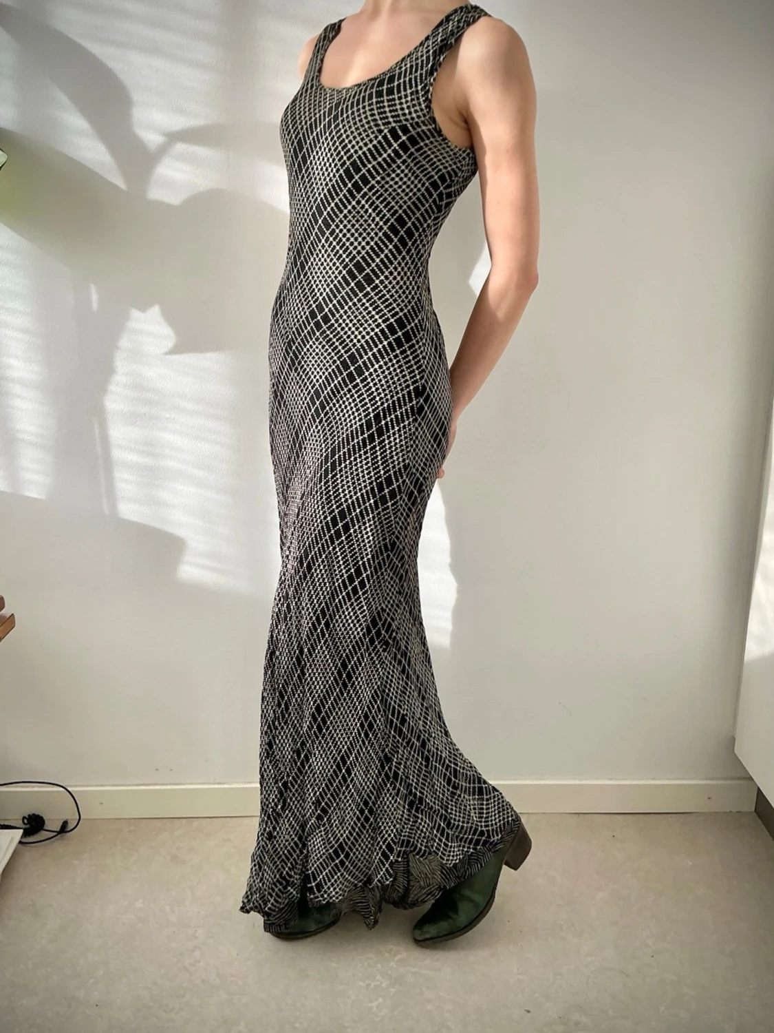 Vändbar vintage långklänning (2 olika prints) - 1