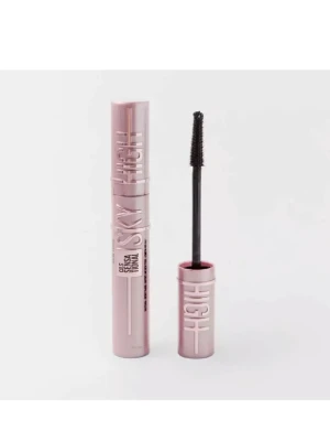 Maybelline Lash Sensational Sky High Mascara - Sky High Mascara från Maybelline den är helt ny och aldrig använt den och är helt oöppnad annars skulle jag aldrig sälja den 