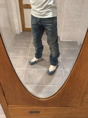 Replay jeans  - Ett par snygga byxor från Replay i storlek W36 L34 i modellen Anbbas 