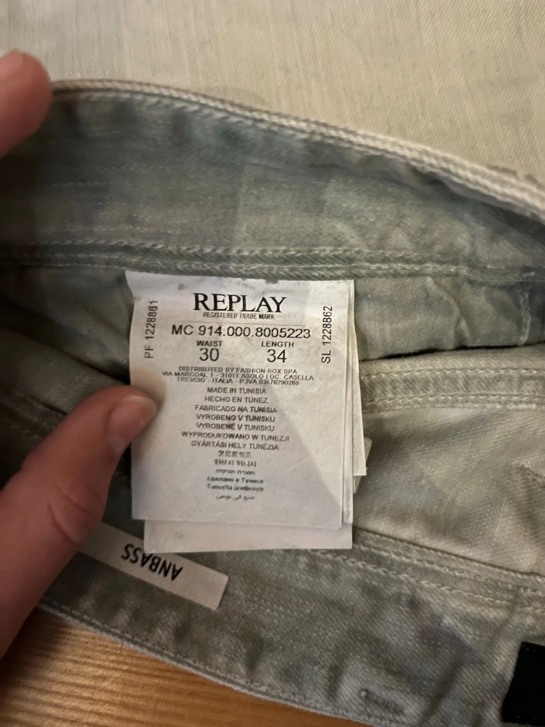 Ljusblåa jeans från replay  - 6