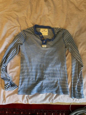 Hollister tröja  - Sällsynt tröja ifrån hollister  