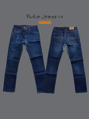 Nudie Jeans - Tja igen! Säljer dessa feta Nudie jeans i size w34 l34. Dessa är sjukt snygga och är i bra skick. Skriv vid frågor! Modell: Gritty Jackson.