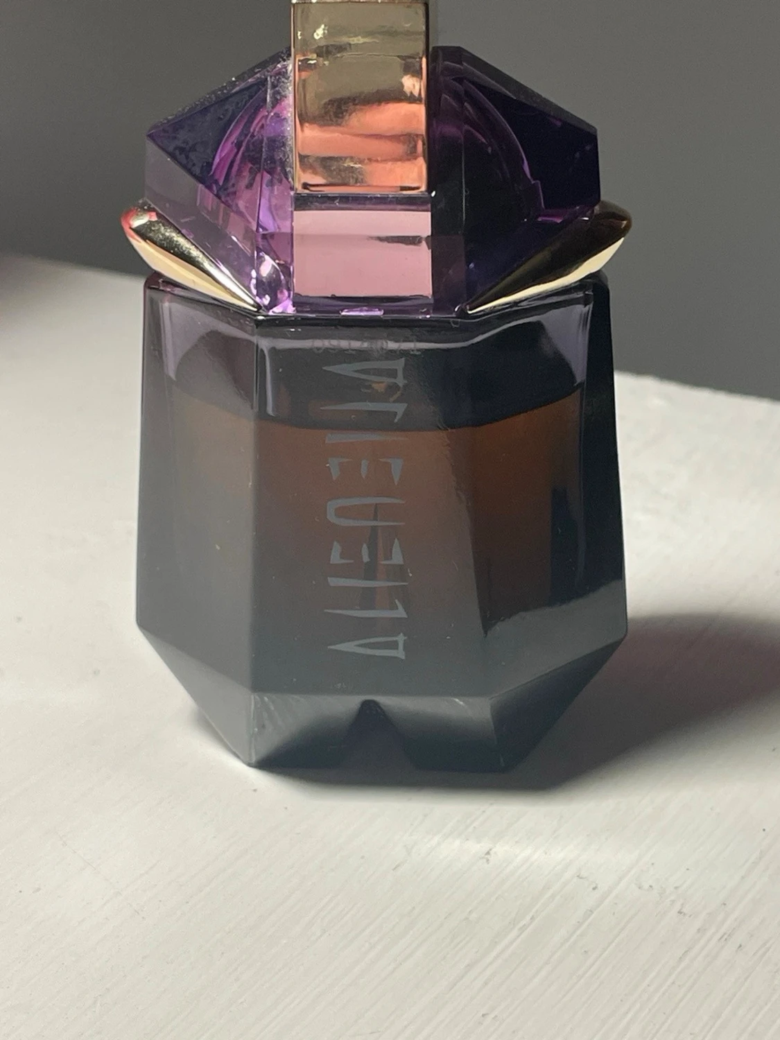 Mugler Alien parfym lila flaska - 4