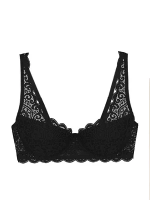 Triumph svart spets bh  - Har du fler frågor, kom gärna privat? 