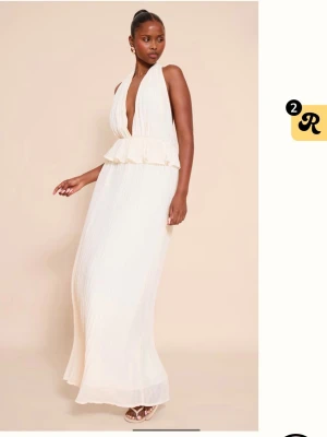 Balklänning - Så fin balklänning.aldrig använd