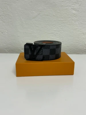 Lv Bälte - Helt nytt aldrig använd. Storlek 110cm. Snabb frakt, endast bälte.