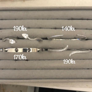 Silverfärgade armband med stenar - Armband 