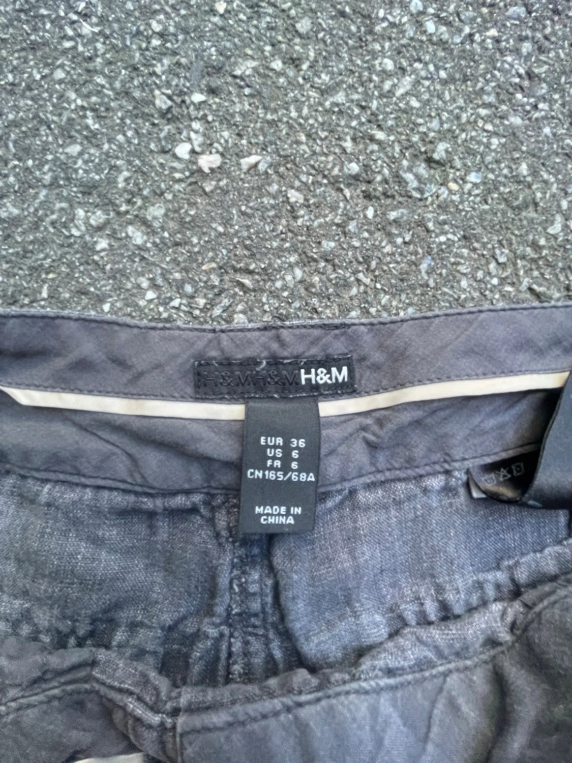 Grå shorts från H&M med fickor - 1