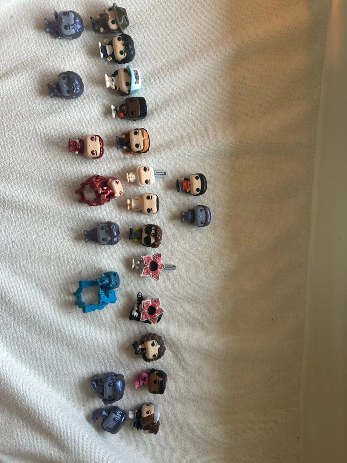 Samling Funko Pop-figurer huvuden