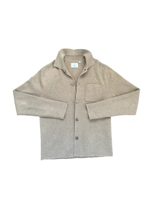 Bläck Overshirt  - Stilren beige kofta med klassisk krage, knäppning framtill och en bröstficka. Tillverkad i mjukt material och har långa ärmar. Perfekt för lager-på-lager och enkel att matcha med andra plagg.