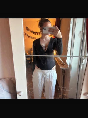 Snygg body - Snygg långärmad body 