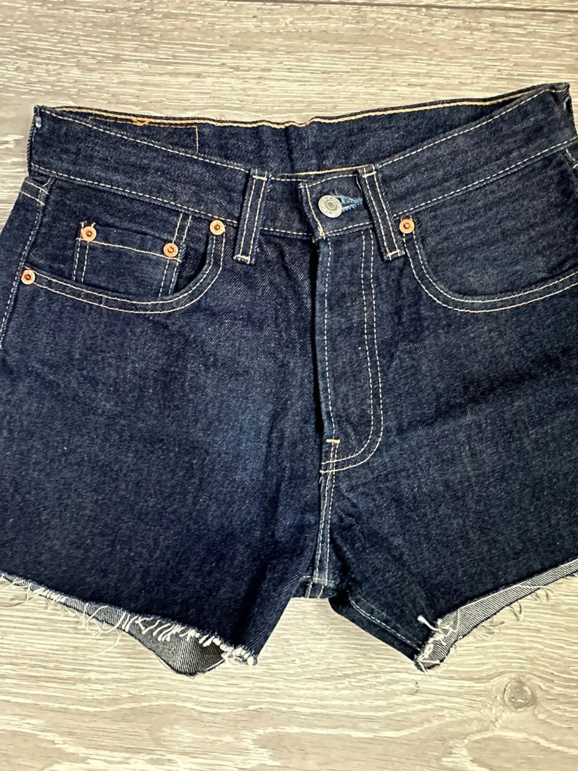 Levi's mörkblå denim shorts - 2